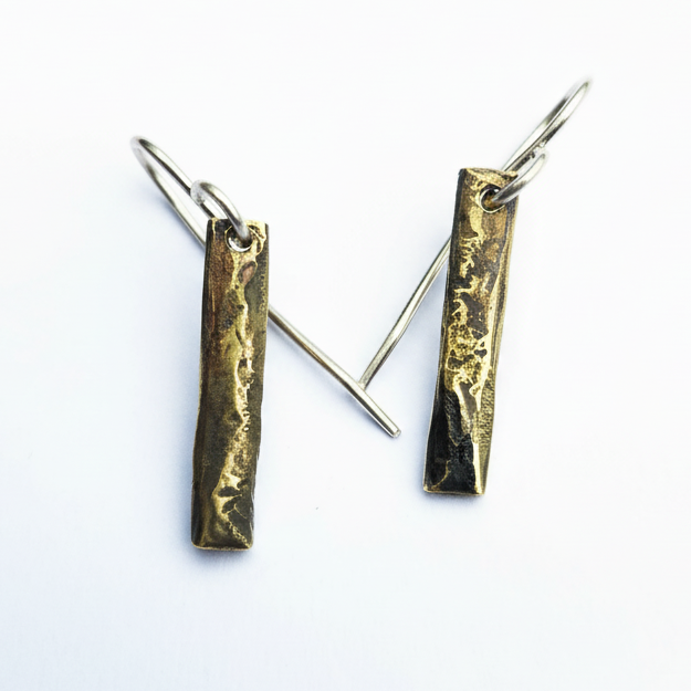 E22 - Short Reticulated Brass 